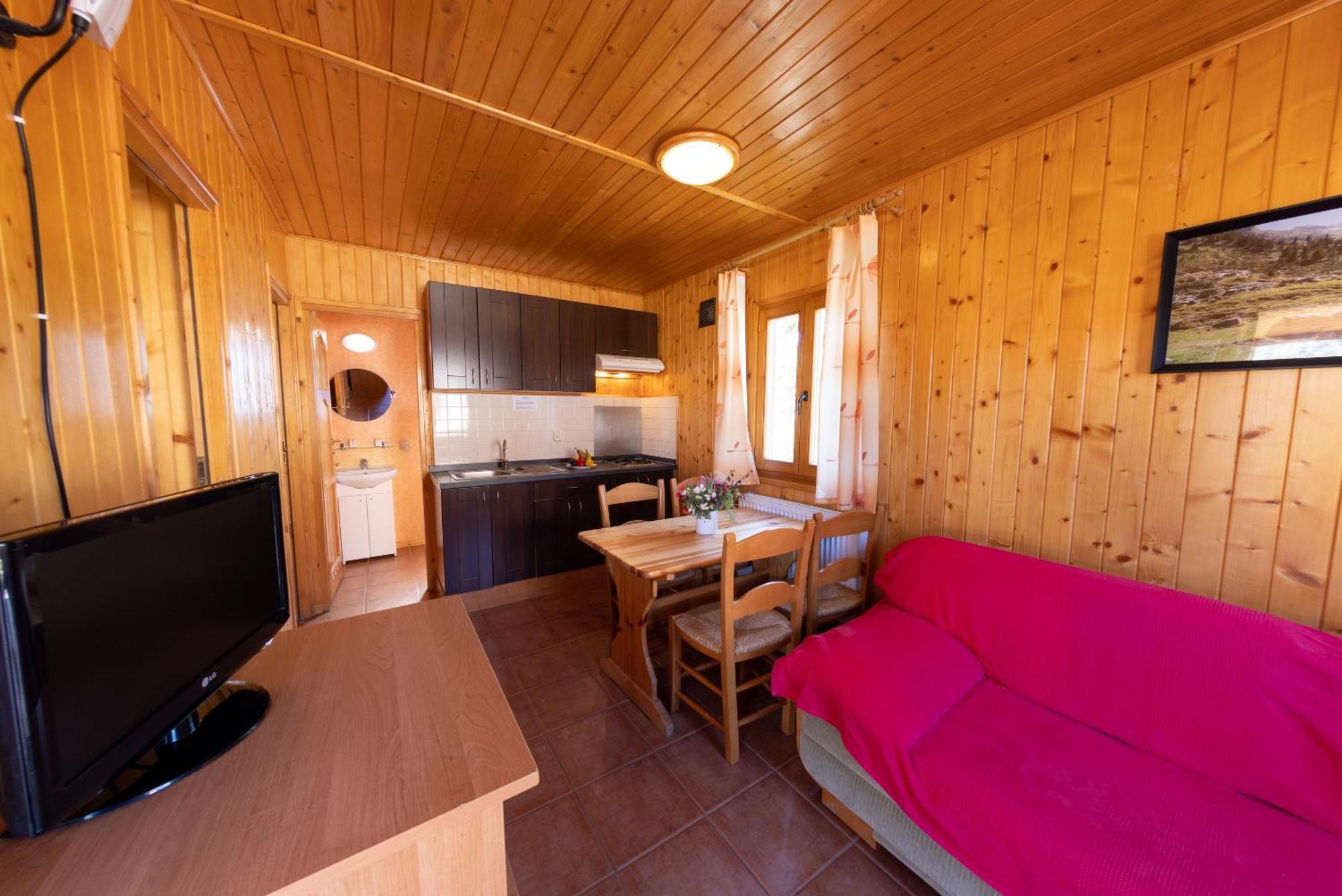 Bungalowpark Isabena La Puebla de Roda Екстер'єр фото